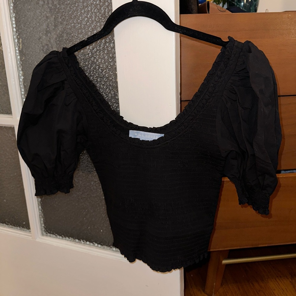Black Hill House top with tags